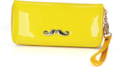

Fabfashion Casual Yellow Clutch
