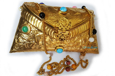 

The Indian Handicraft Store Party Gold Clutch