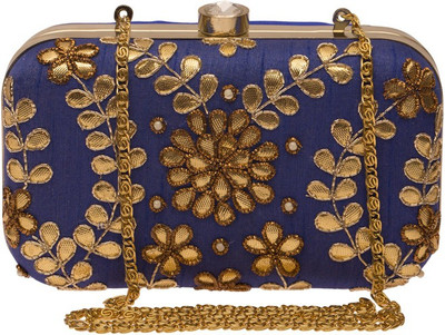 

The Indian Handicraft Store Casual Blue Clutch
