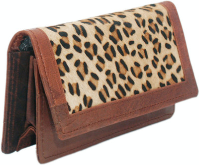 

VR Designers Casual Brown, White Clutch