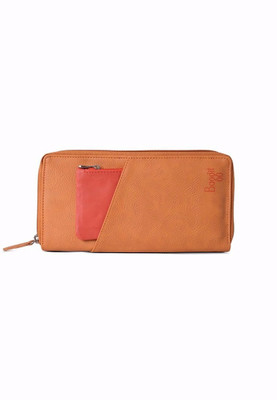 

Baggit Brown Clutch