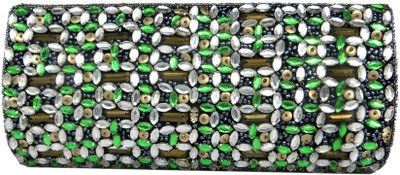 

Kawaii Casual Green Clutch