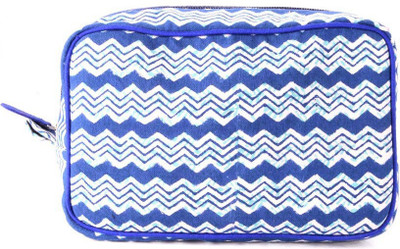 

Jaipurse Casual Blue Clutch
