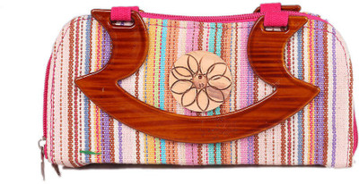 

Pitaaraa Casual Pink Clutch