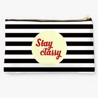 

Uptown18 Casual Multicolor Clutch