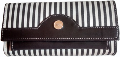 

Fiable Casual Brown, White Clutch