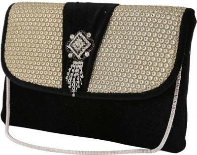 

Balee Fashions Party Black Clutch