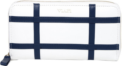 

Viari Casual White Clutch