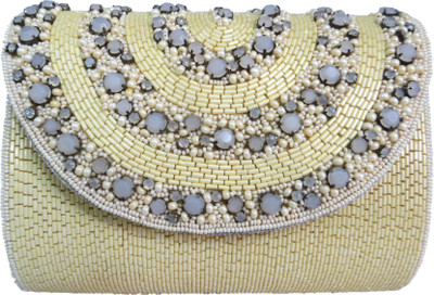 

Kawaii Casual Beige Clutch