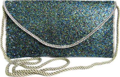 

Kawaii Casual Green Clutch