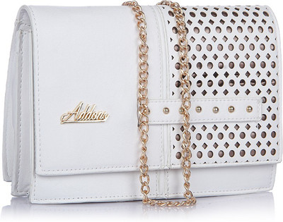 

Addons Casual White Clutch