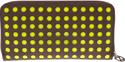

Osaiz Casual Brown, Green Clutch