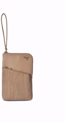 

Baggit Casual Beige Clutch
