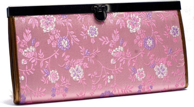 

Apex Party Pink Clutch