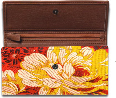 

Shoprider Casual Multicolor Clutch
