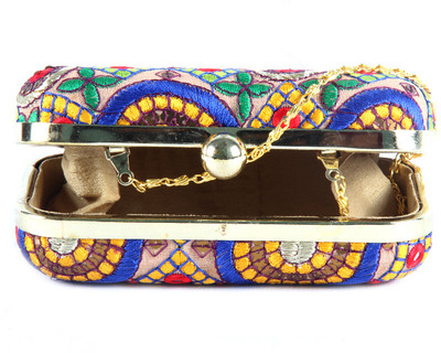 67% OFF on Saisha Casual Multicolor Clutch 67% OFF on Saisha Casual Multicolor Clutch