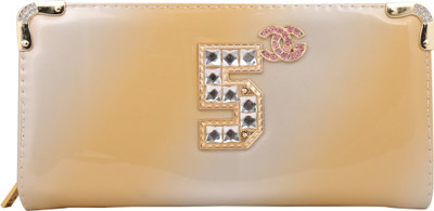 

Bazaar Pirates Party Brown Clutch