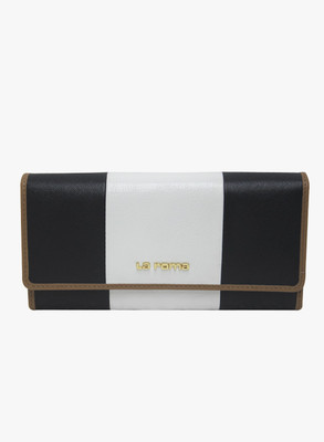 

La Roma Casual White Clutch
