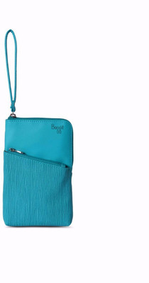 

Baggit Casual Green Clutch
