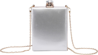 

Fur Jaden Party Silver Clutch