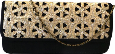 

Bhamini Party Black Clutch