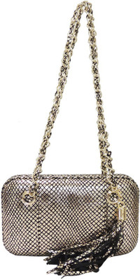 

Kion Style Casual Gold Clutch