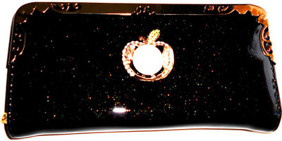 

Achal Black Clutch