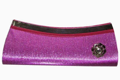 

MTE Casual Pink Clutch