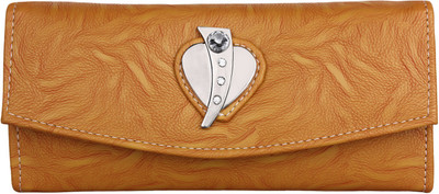 

IIK Collection Casual Tan Clutch