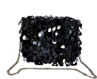 

Diwaah Party Black Clutch