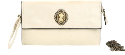 

Jolie Casual White Clutch