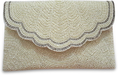 

Starz Party Beige Clutch