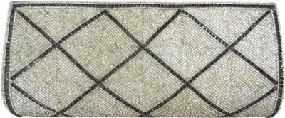 

Kawaii Casual Silver Clutch