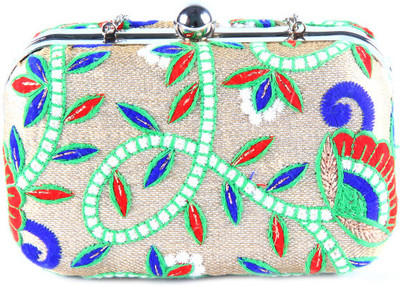 64% OFF on Saisha Casual Multicolor Clutch 64% OFF on Saisha Casual Multicolor Clutch