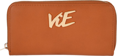 

ViE Casual Tan Clutch