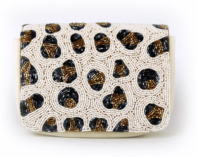 

Diwaah Casual White Clutch