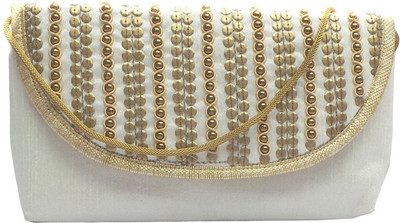 

Bhamini Party White Clutch