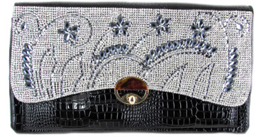 

Dolls N Queens Party Black Clutch