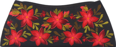 

Soulful Threads Party Black Clutch
