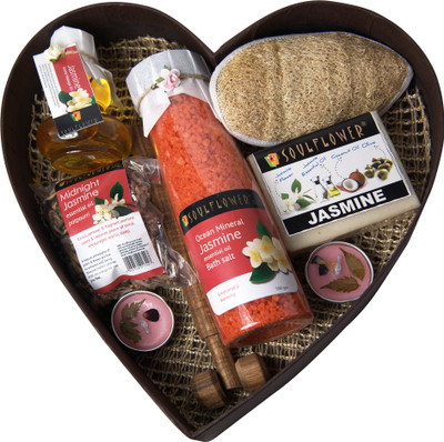 

Soulflower Festive Jasmine Heart Bath Set(Set of 8)