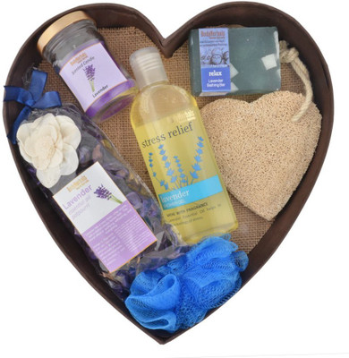 

BodyHerbals Lavender Surprise Bathing Set(Set of 6)