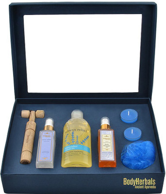 

BodyHerbals Lavender Essentials Set(Set of 6)