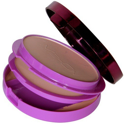

Me-On Glamour Compact(Natural, 20 g)