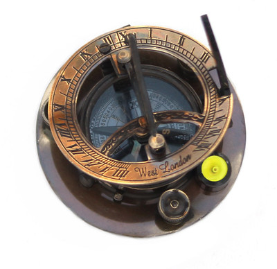 

Creative Copper Color Pure Brass Made Antique Handicraft Showpiece Compass(Multicolor)
