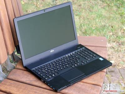 Fujitsu A series Core i3 - (8 GB/1 TB HDD/DOS) CP682742 A555 Notebook