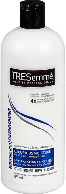

TRESemme Luxurious Moisture(828 ml)