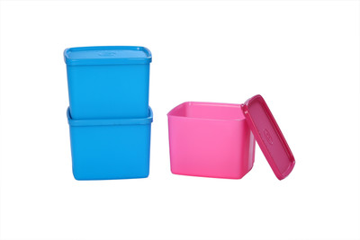 Signoraware Plastic Fridge Container  - 850 ml(Pack of 3, Multicolor)