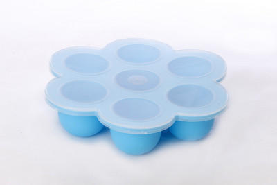 

Rising Star - 350 ml Silicone Grocery Container(Blue)