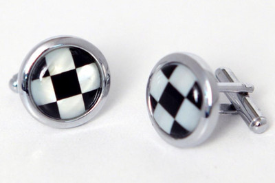 

Blacksmithh Shell Cufflink(Black)