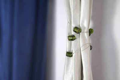 

Veer Creations Green Tieback Hook(Pack of 4)